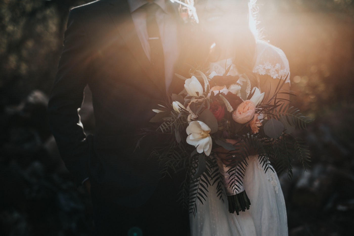 İpek — romantik nişan abiyesi